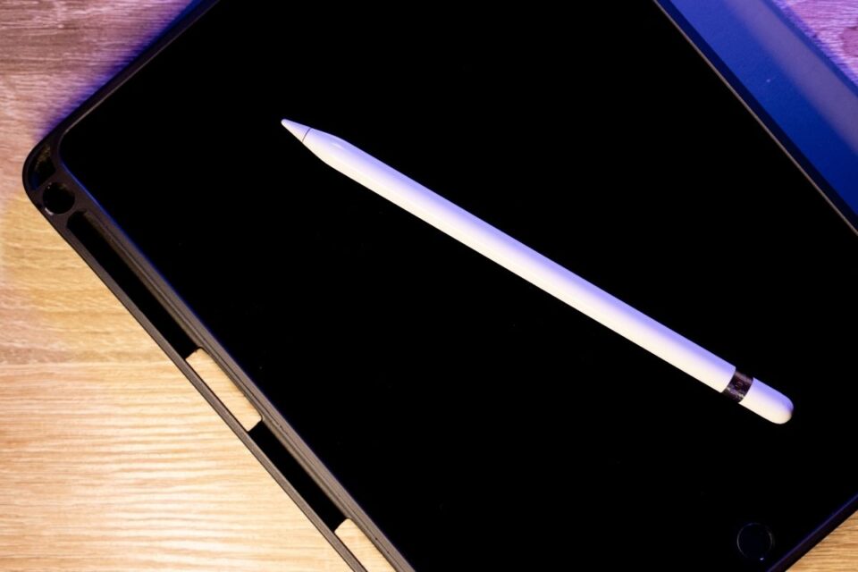 7 Different Types of Touch Screen Technology TechSnivel